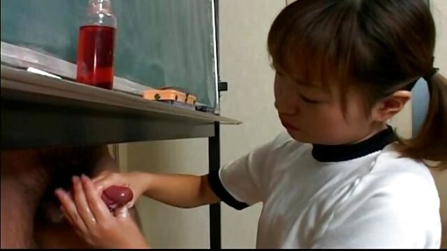 lustful ผมบลอนด์ temptress แสดง ปิด เธอ ดู คลิป วีดีโอ โป้ เล็ก หัวนม บน กล้อง