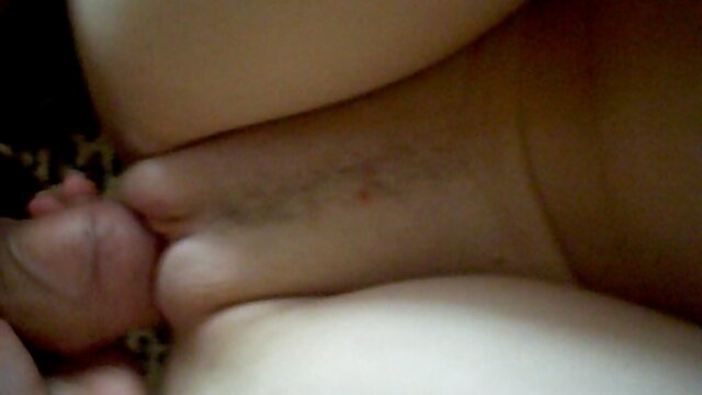 Slutty brunette Bogie can't live วีดีโอ โป๊ น้อง แน ท a day without masturbation