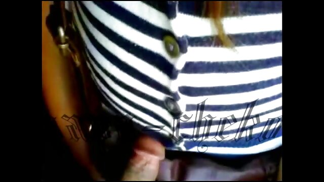 Cara วีดีโอ หนัง โป่ Swank สีน้ำตาลผอมเพรียวขี่เครื่องมือที่แข็งและร้อนแรง